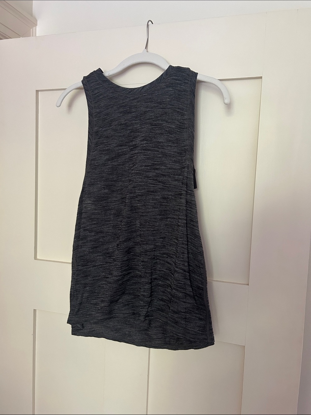 lululemon athletica Heather Charcoal Gray Sleeveless Tank